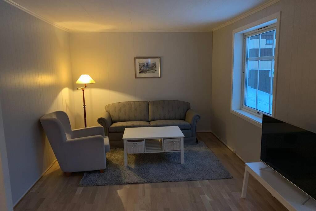Apartamento Koselig Hus I Havna Svolvær Exterior foto